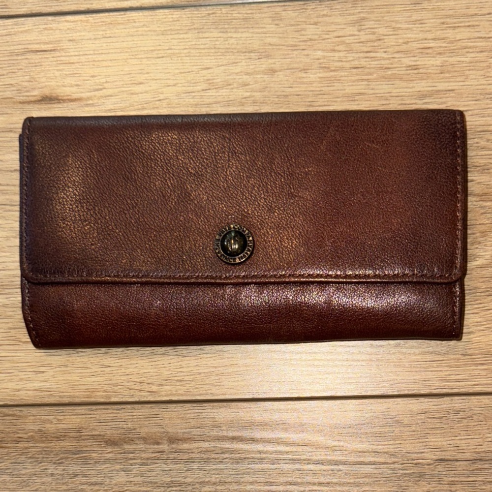 Frye Company EUC Brown Leather Wallet